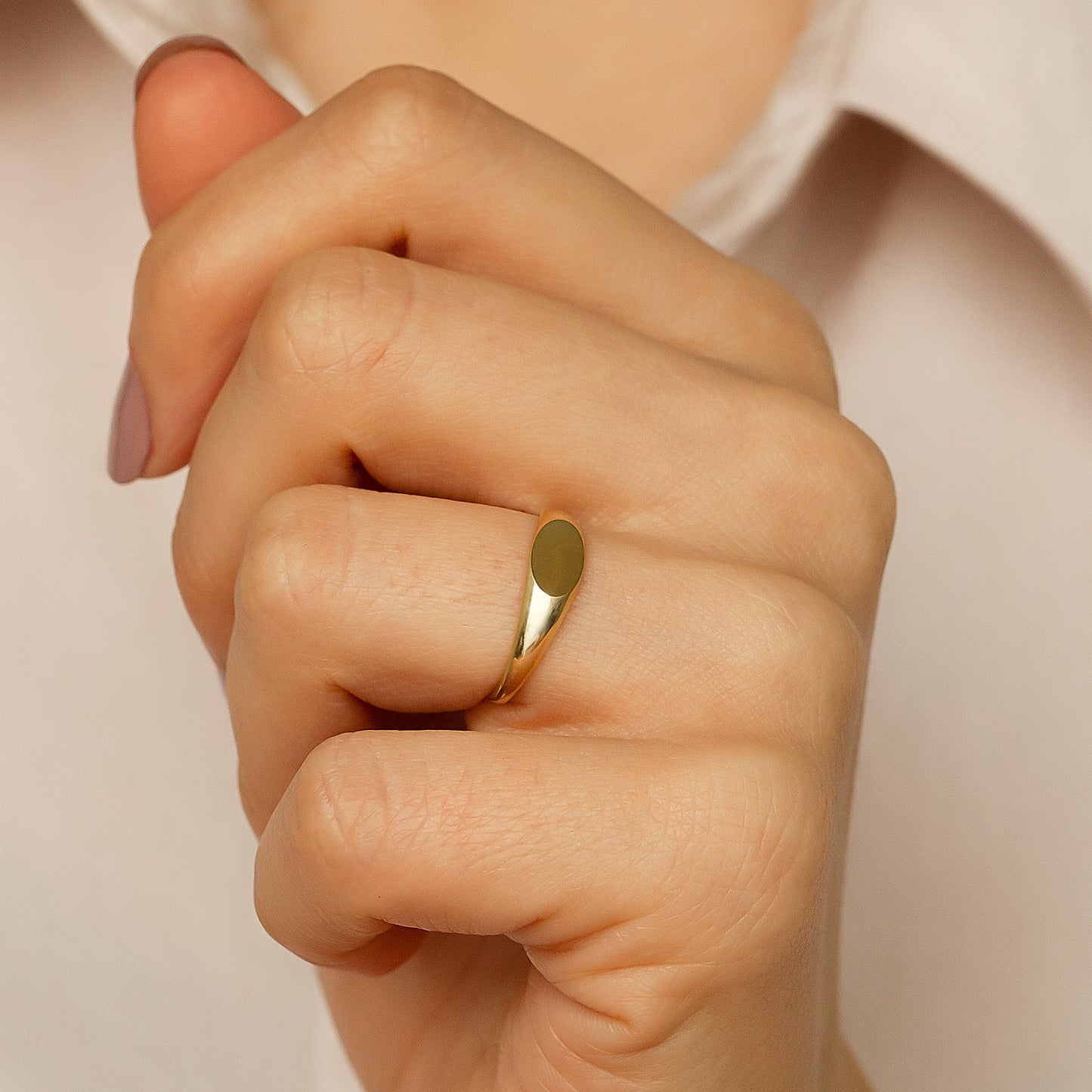 Minimalist Signet Ring in 14K Solid Gold