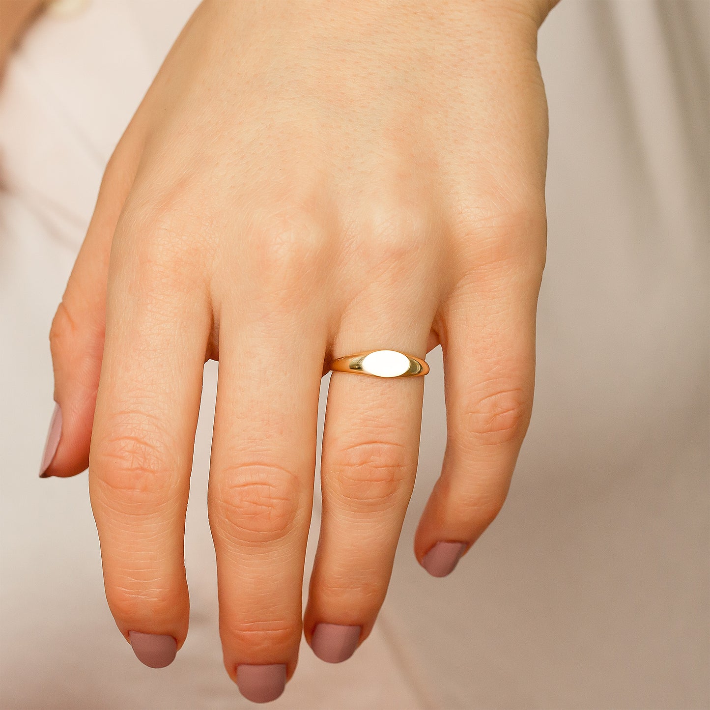 Minimalist Signet Ring in 14K Solid Gold